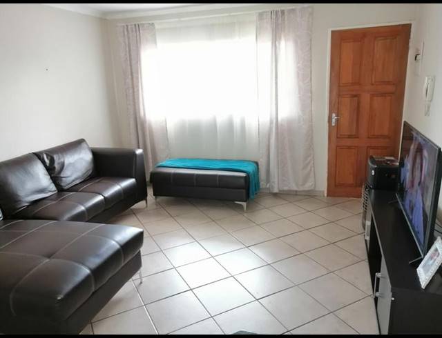 2 BEDROOM PROPERTY TO RENT IN TERENURE